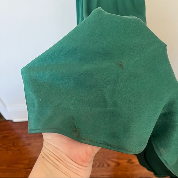 Screen-Worn Emerald Silk Dress Interview with the Vampire Stunt Costume Eglee - Picture 9 of 17